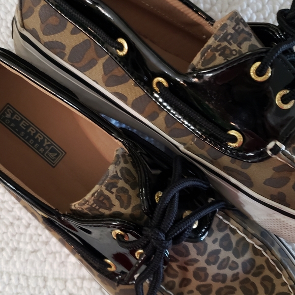 SPERRY LEOPARD PRINT SHOE - Picture 2 of 9